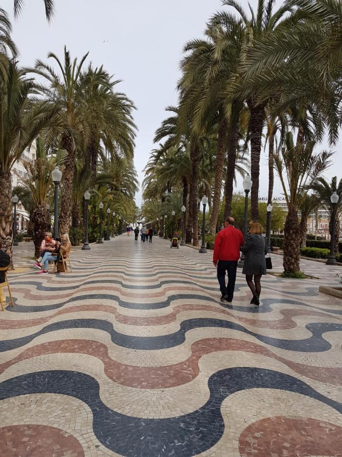 Centric Rooms Mercado Alicante Esterno foto