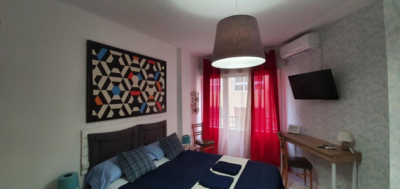 Centric Rooms Mercado Alicante Esterno foto