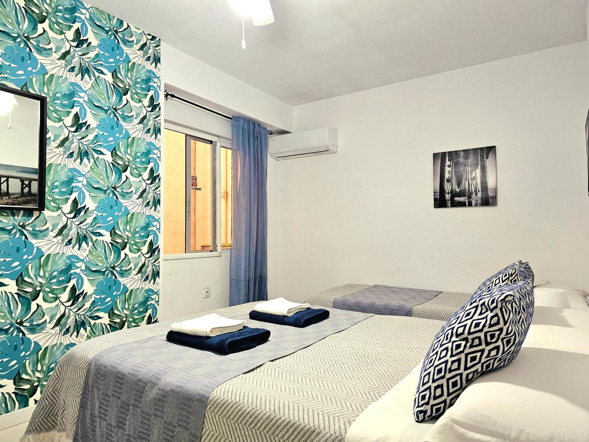 Centric Rooms Mercado Alicante Esterno foto
