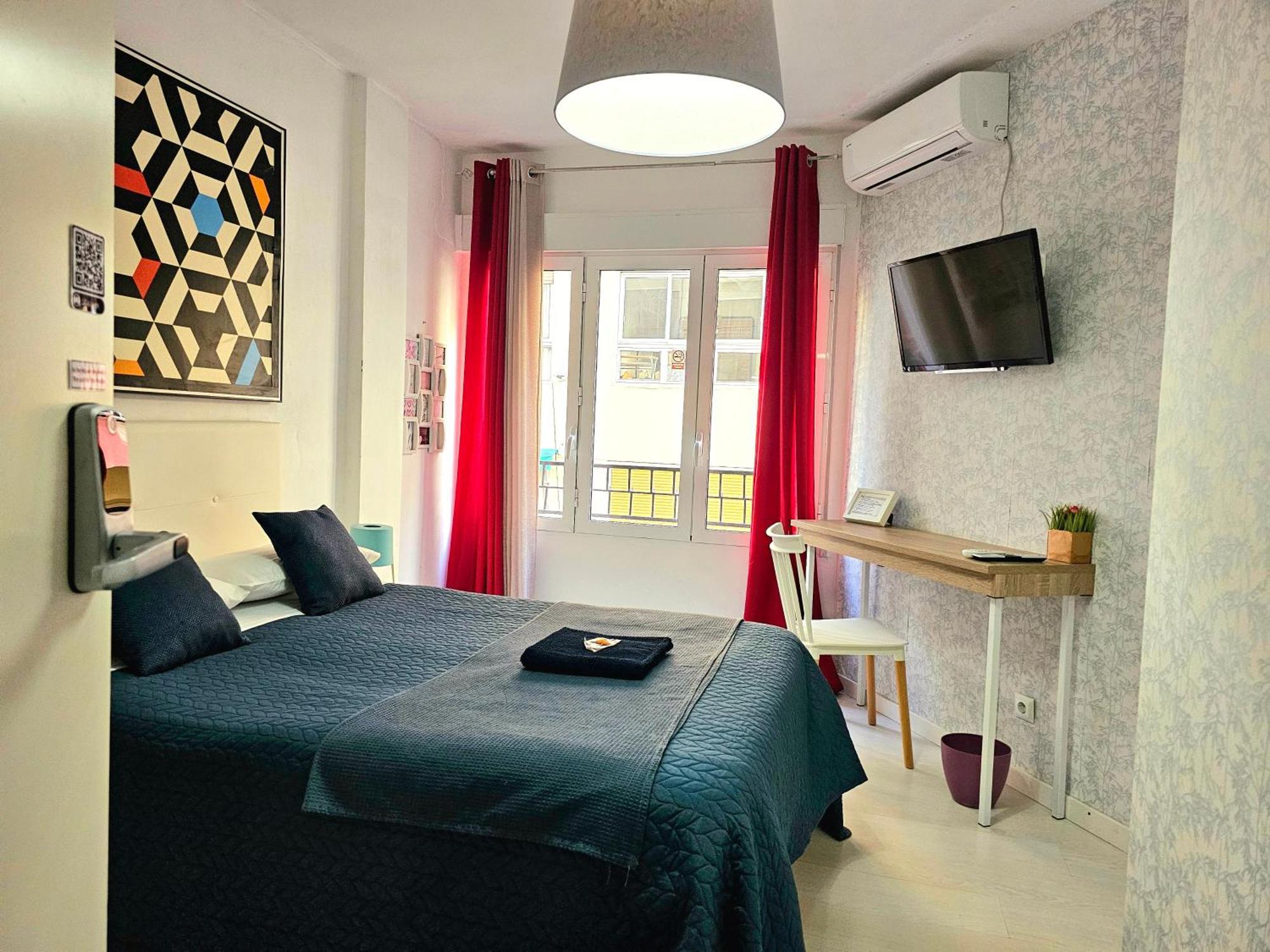 Centric Rooms Mercado Alicante Esterno foto